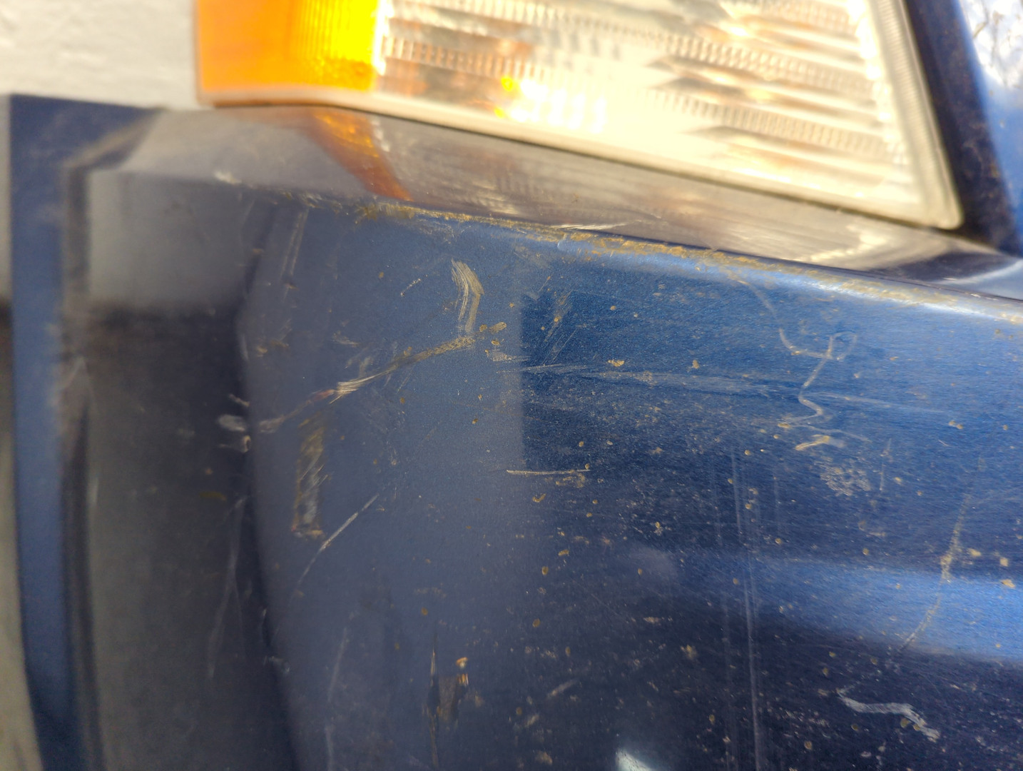 Бампер передний