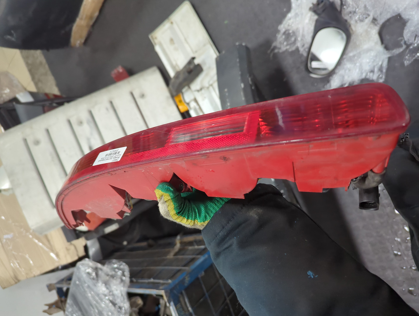 Фара противотуманная левая