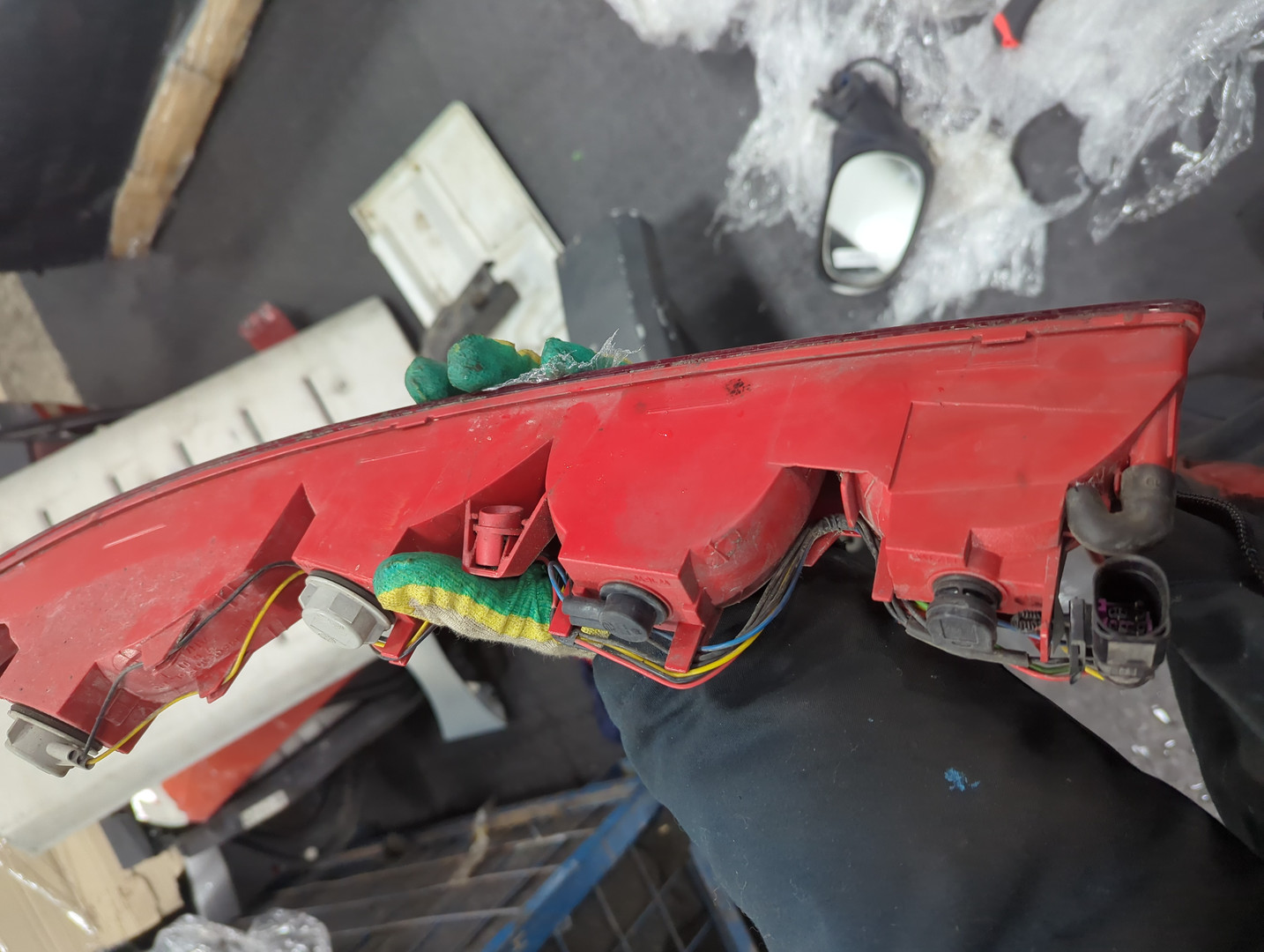 Фара противотуманная левая