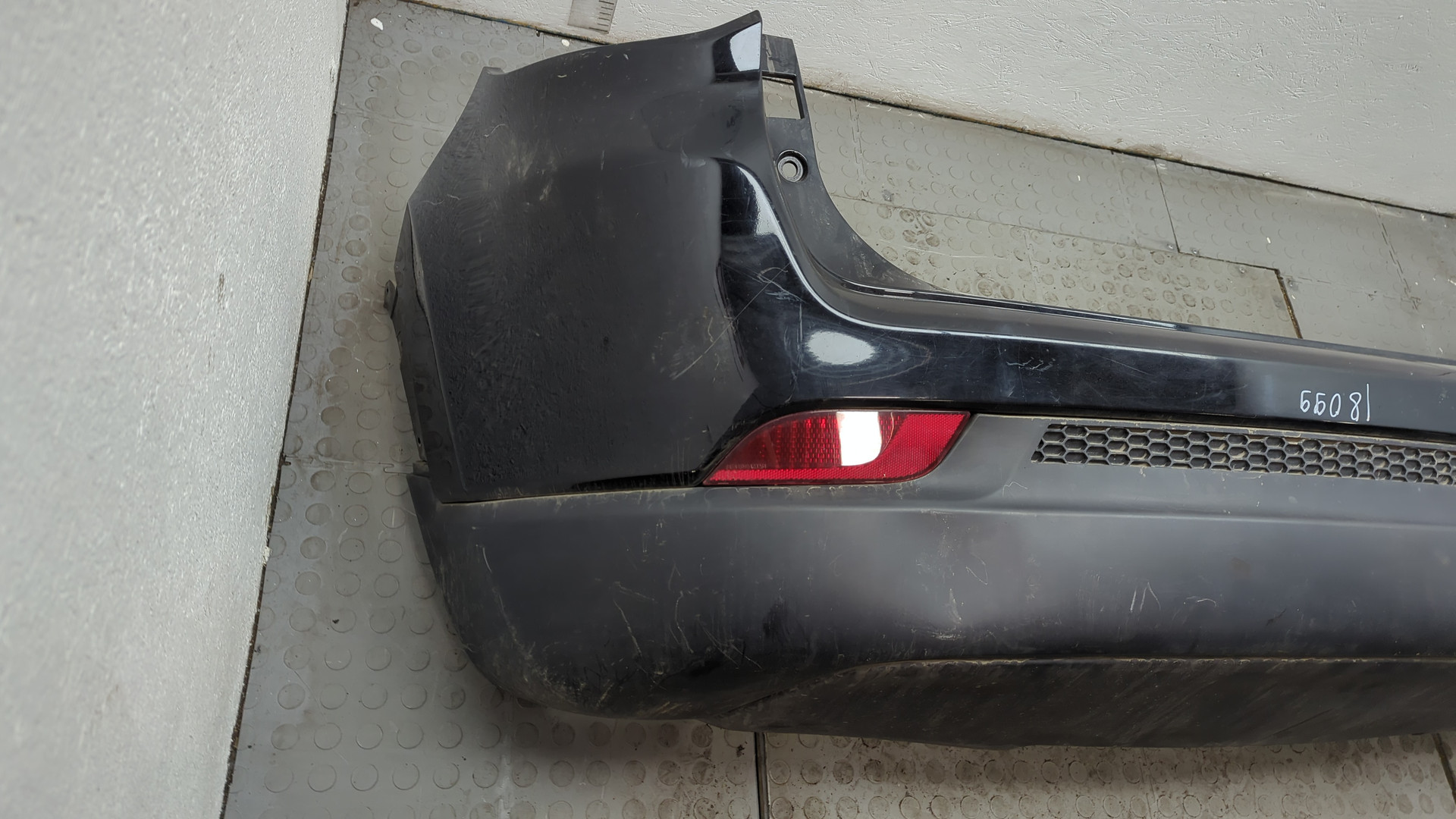 Бампер задний