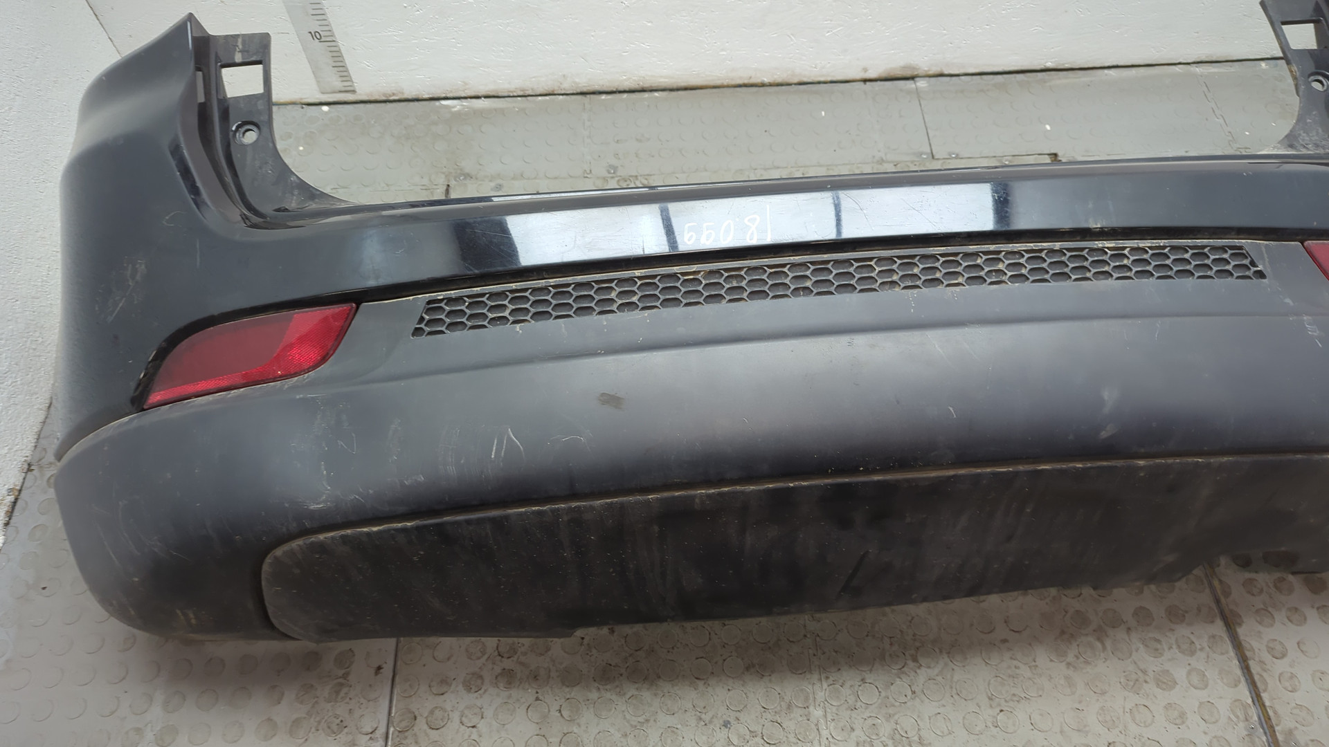 Бампер задний