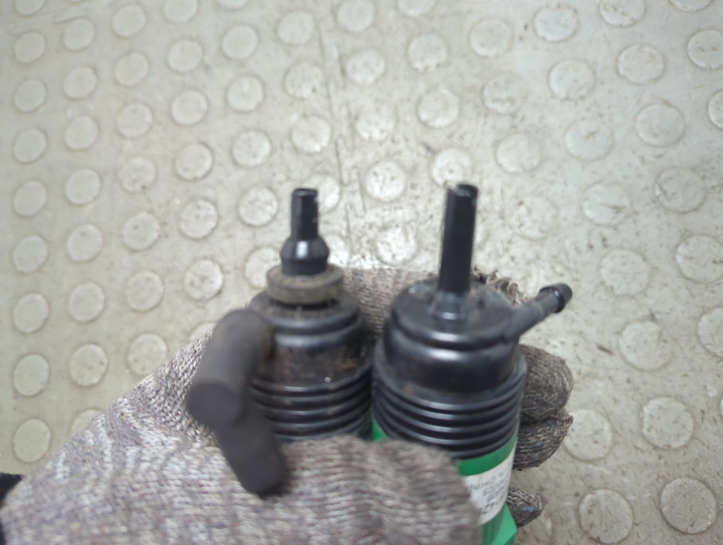 Насос омывателя