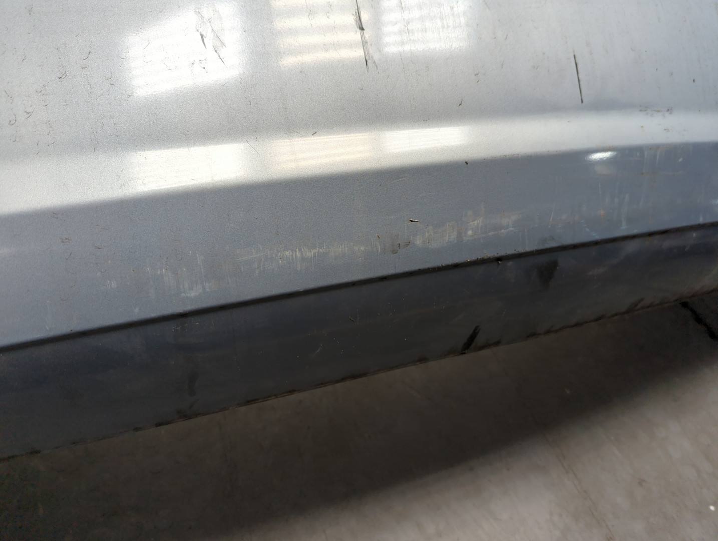 Бампер задний