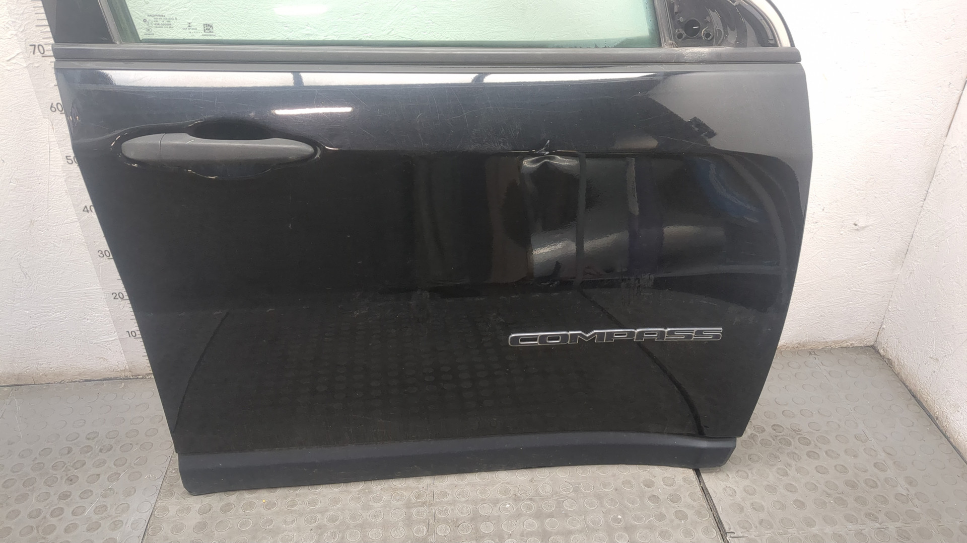 Дверь передняя правая