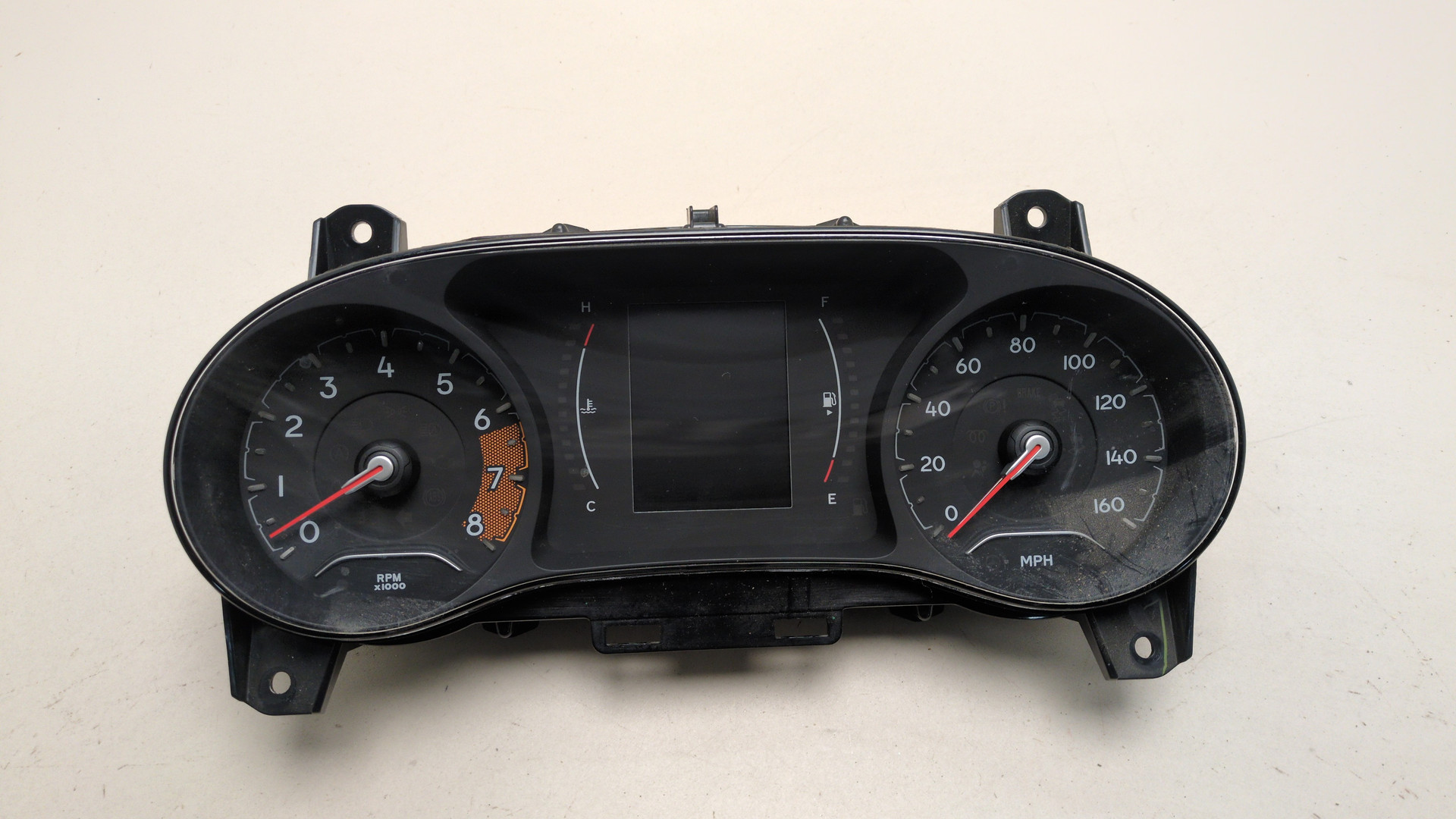 Панель приборов