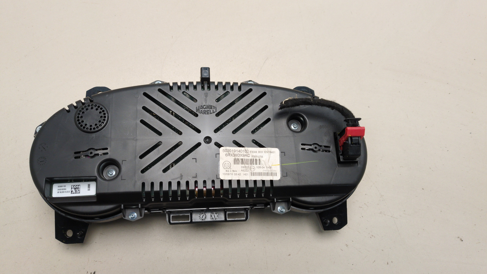 Панель приборов