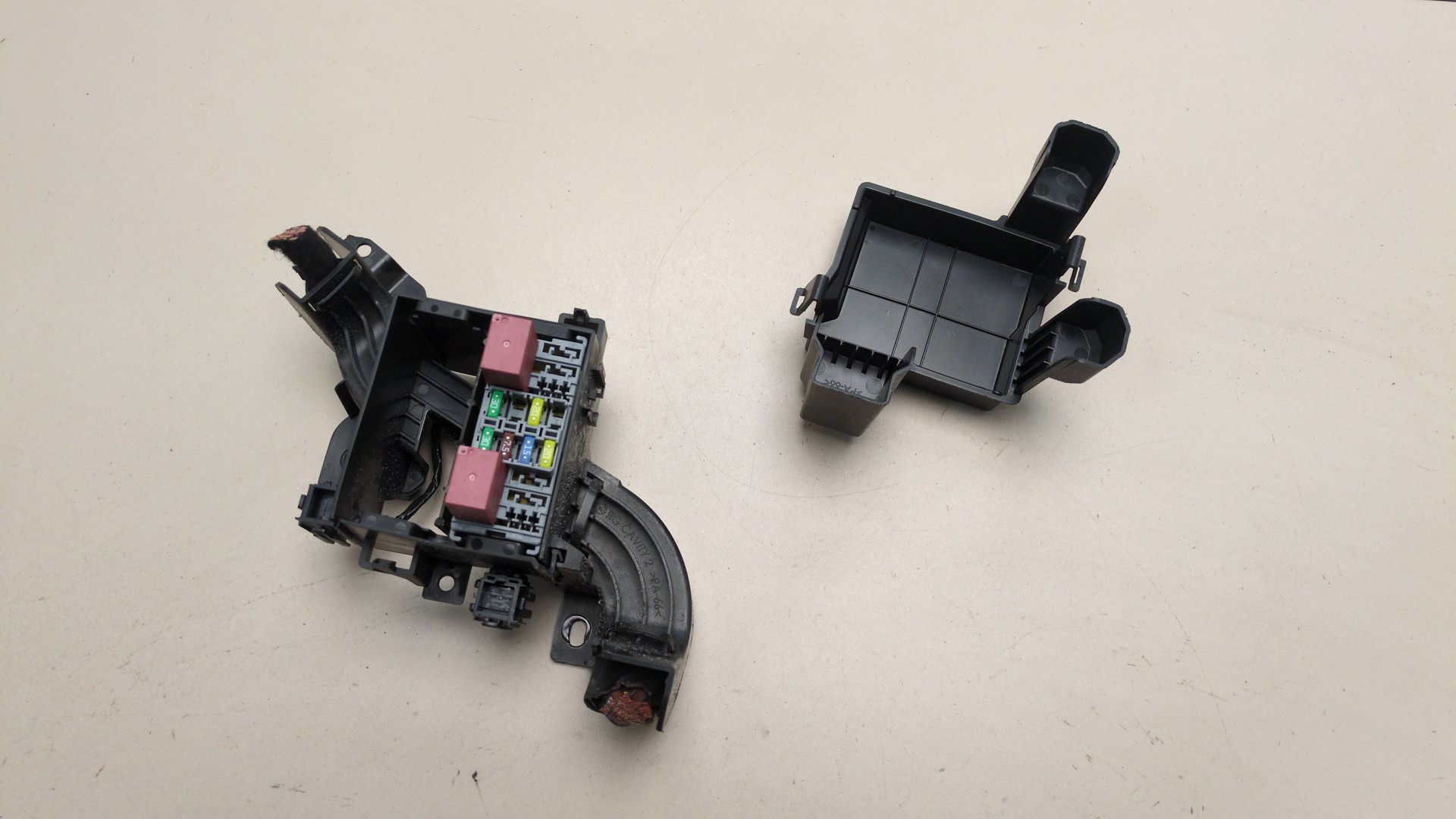 Блок предохранителей