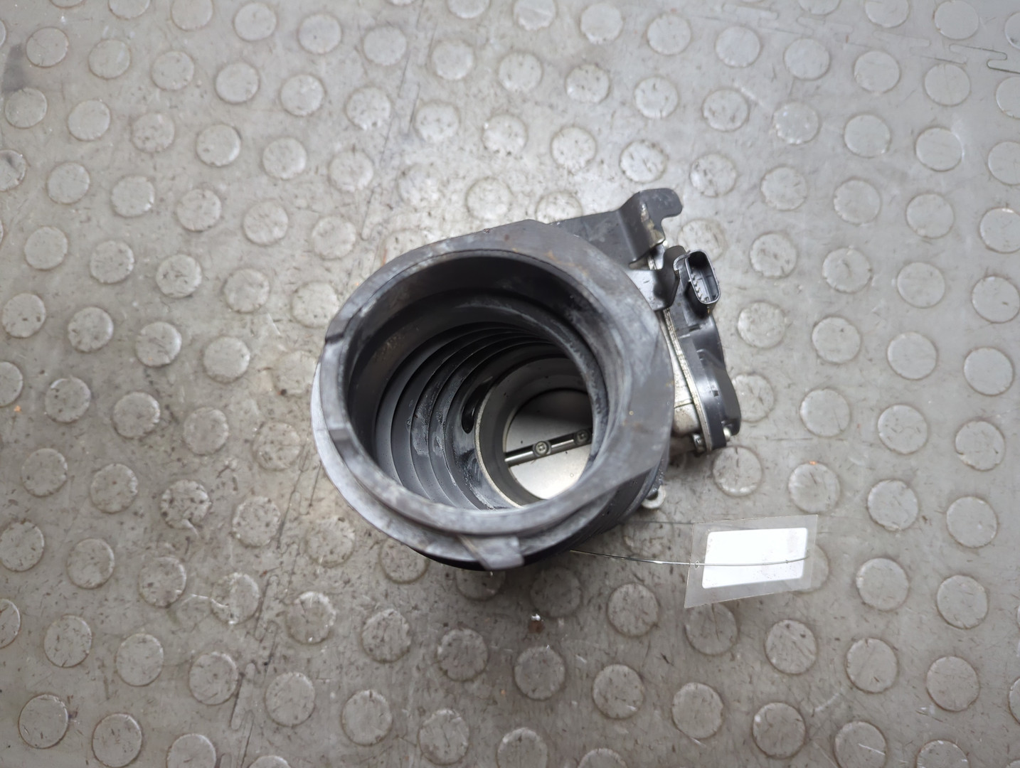 Заслонка дроссельная электрическая