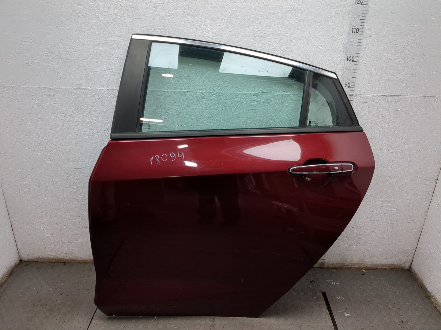 Дверь задняя левая