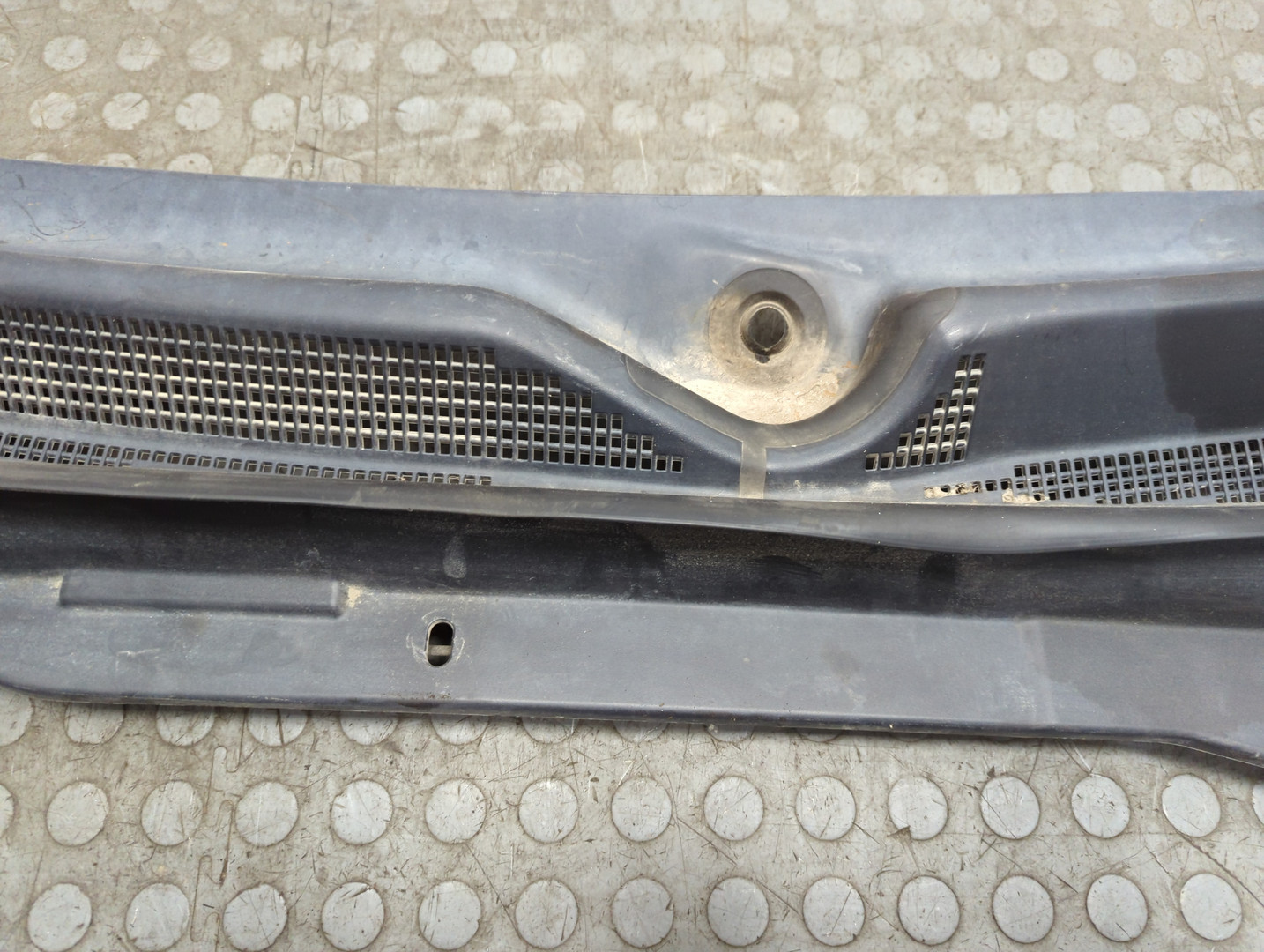 Решетка стеклоочистителей (Жабо)