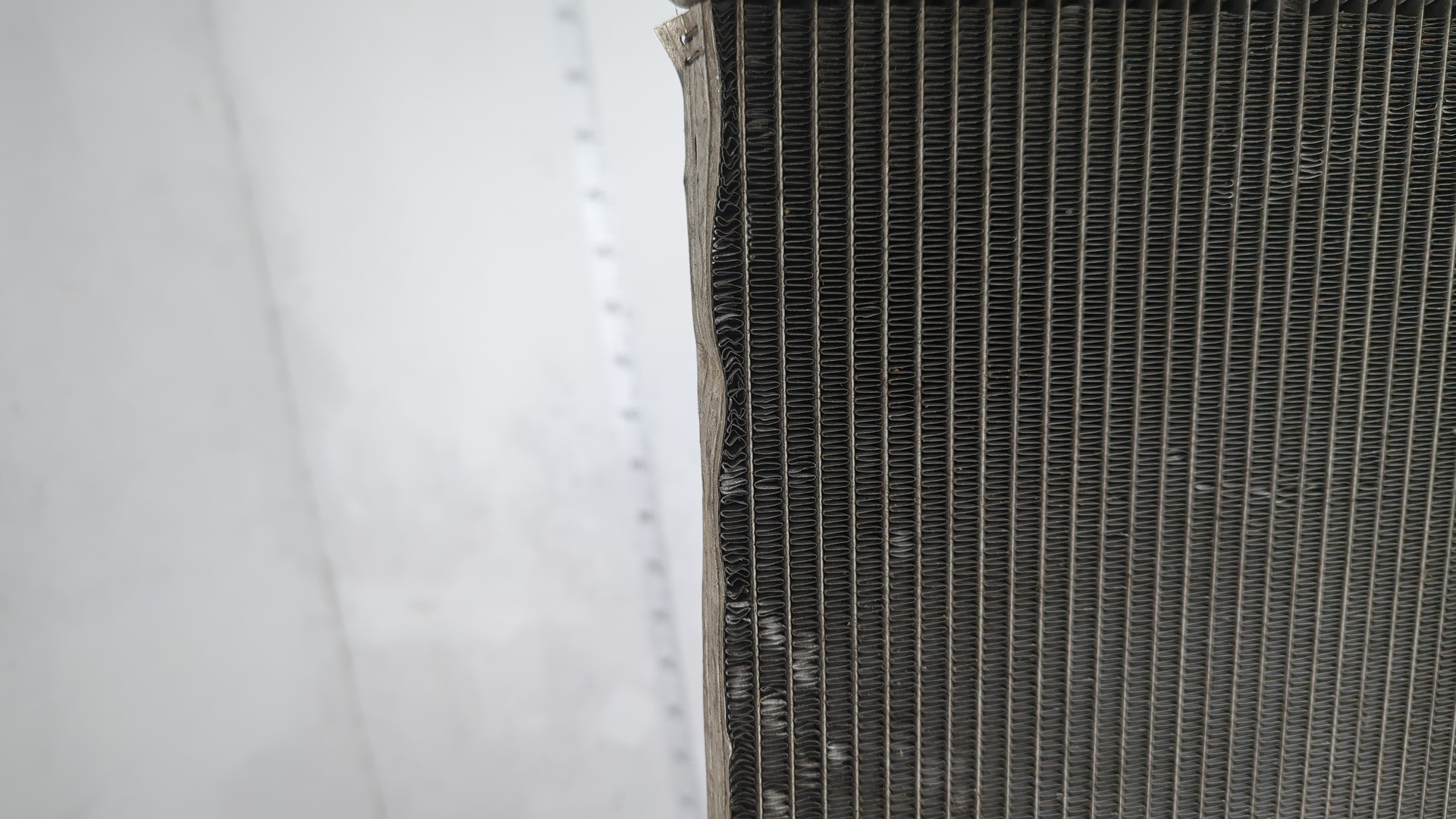 Радиатор охлаждения двигателя основной