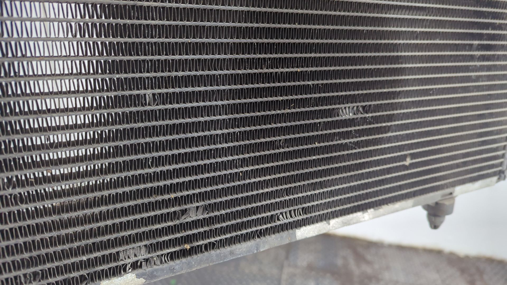 Радиатор кондиционера / конденсер