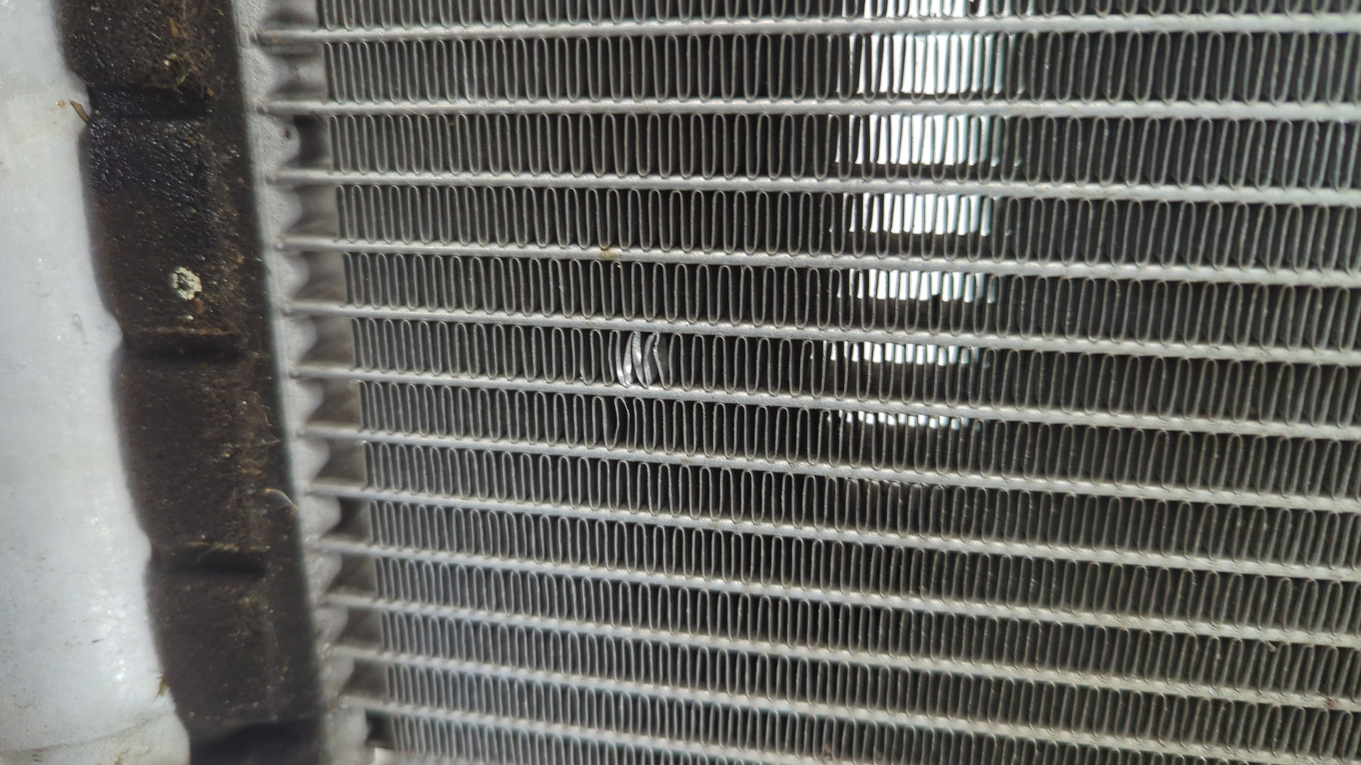 Радиатор охлаждения двигателя основной