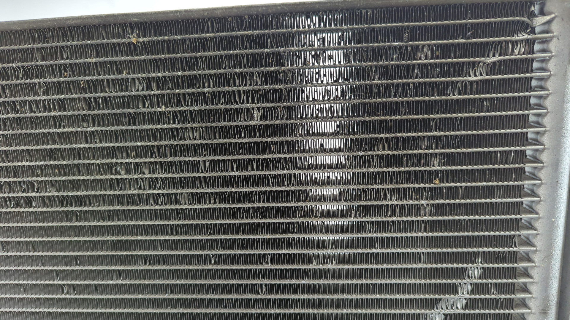 Радиатор охлаждения двигателя основной