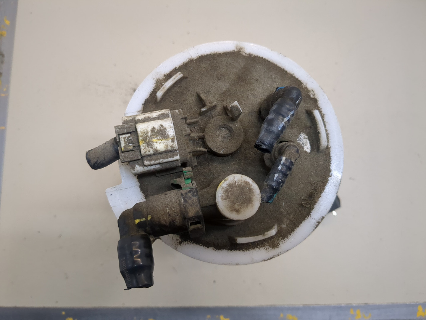 Насос топливный электрический