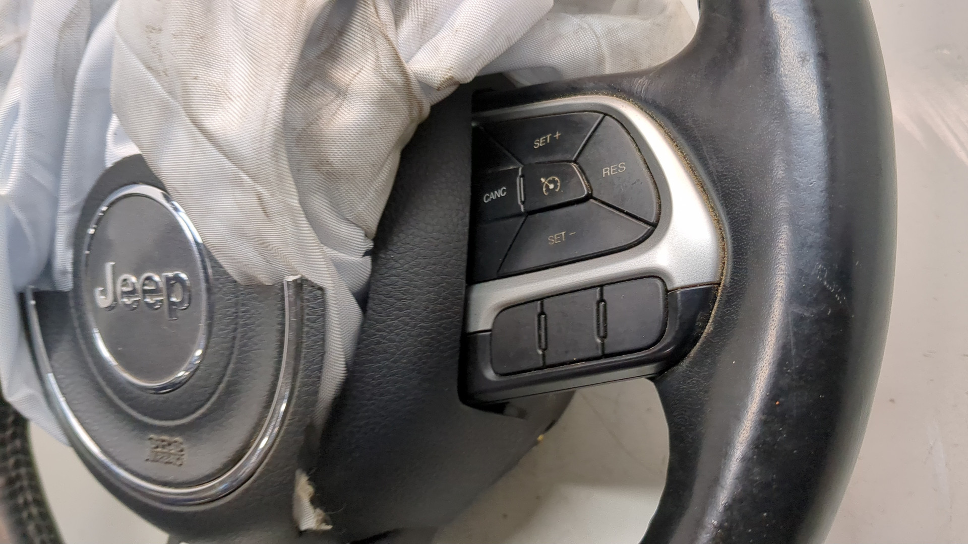 Рулевое колесо (руль)