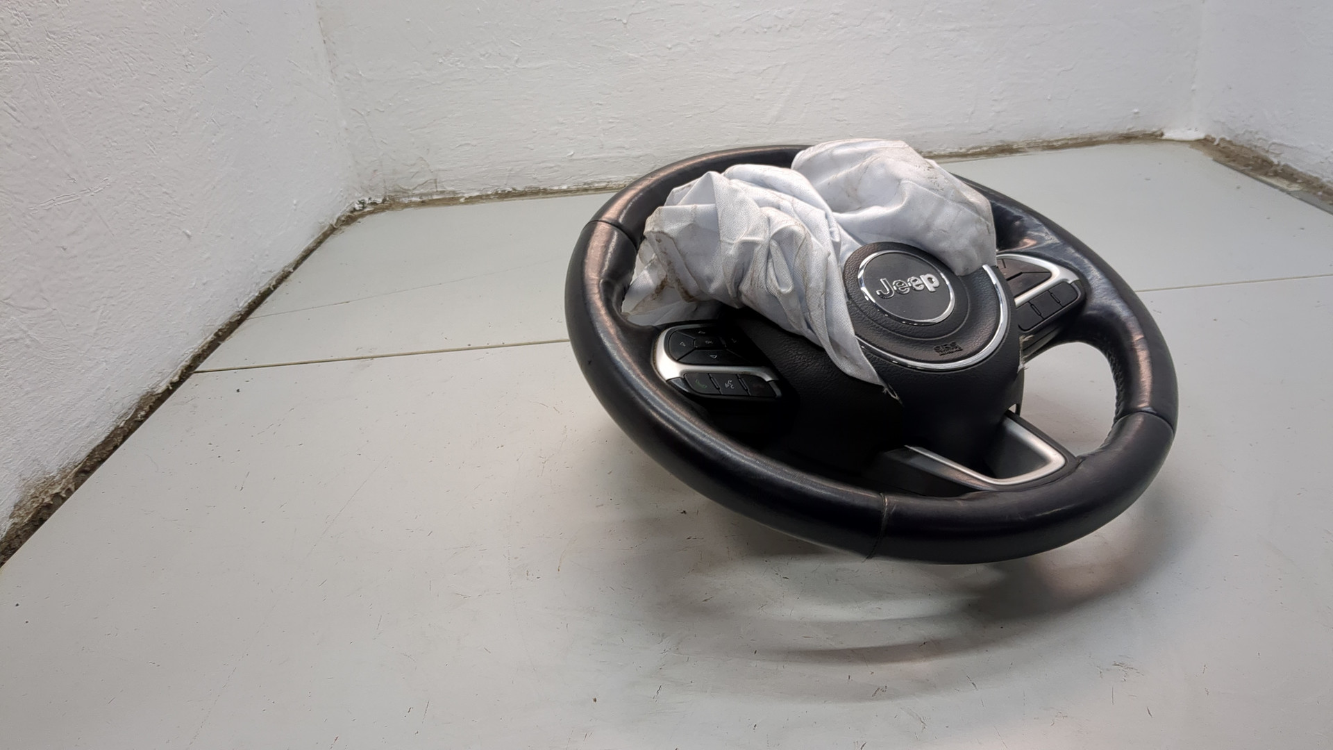 Рулевое колесо (руль)