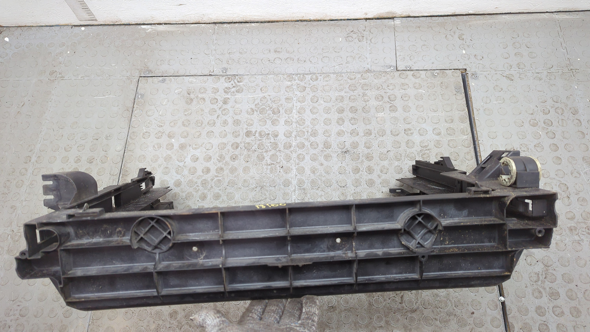 Кронштейн радиатора