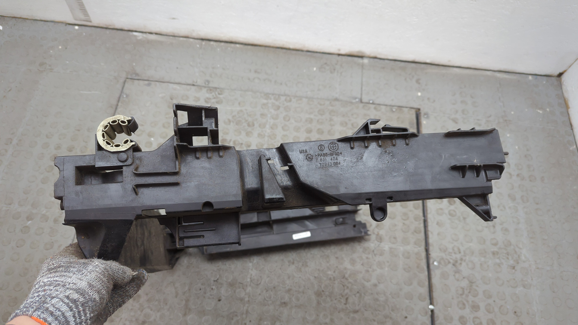 Кронштейн радиатора