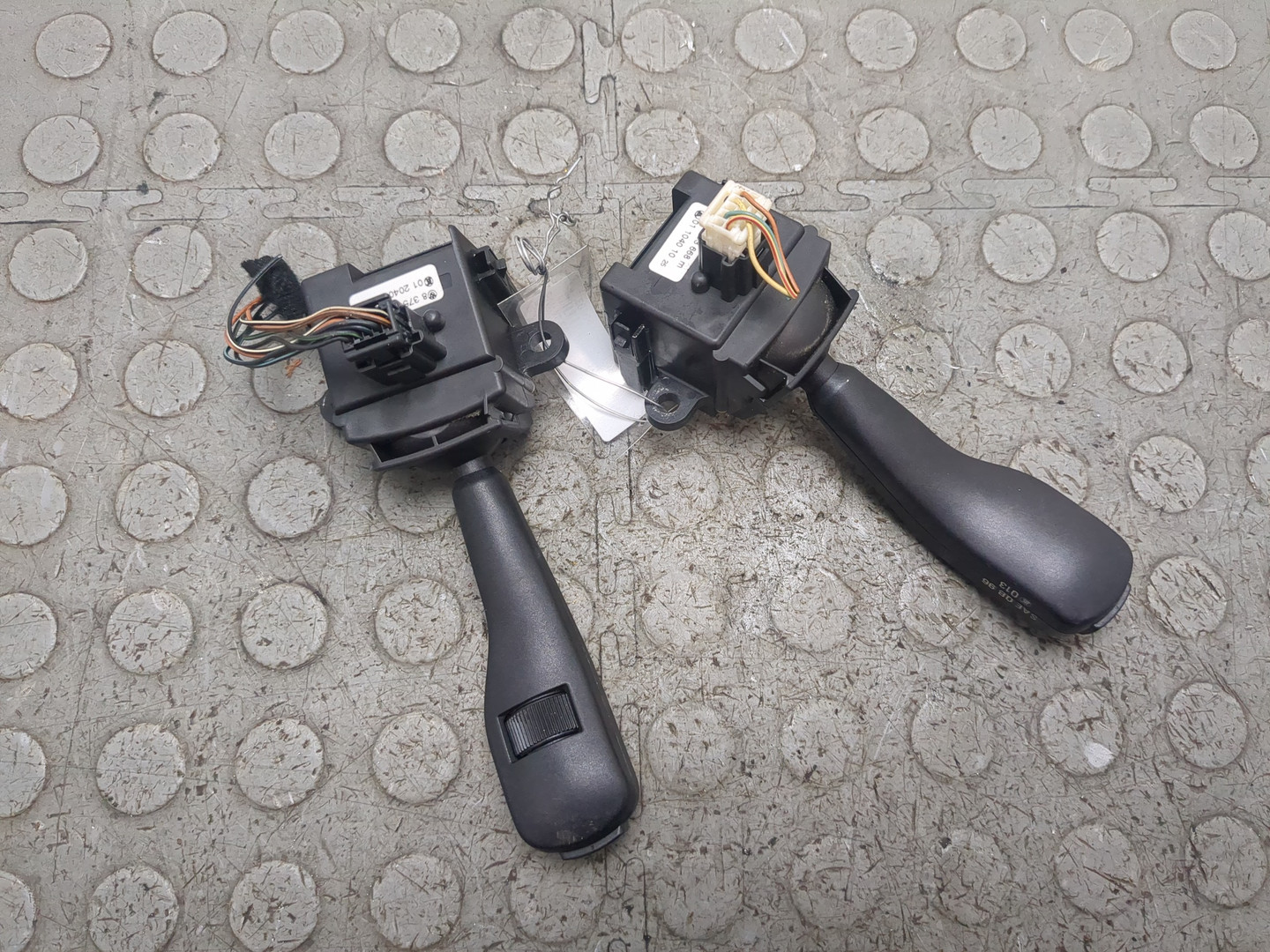 Переключатель подрулевой