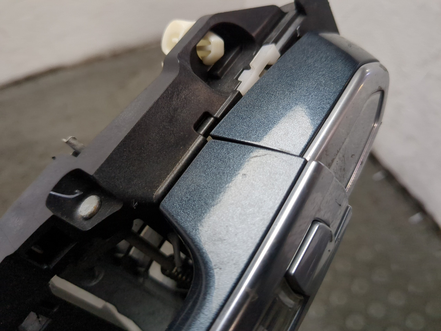 Ручка двери наружная