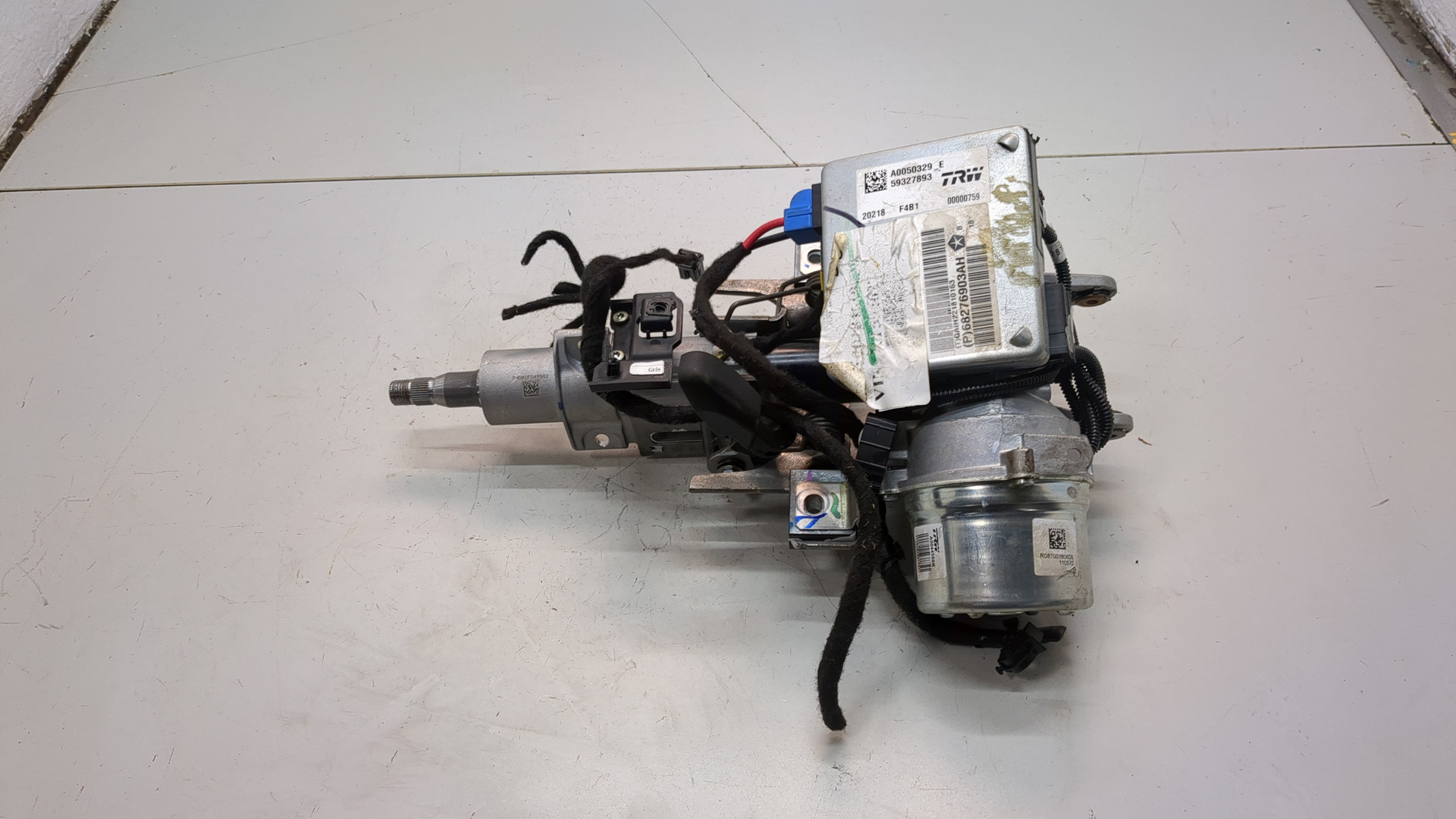 Серводвигатель рулевой рейки