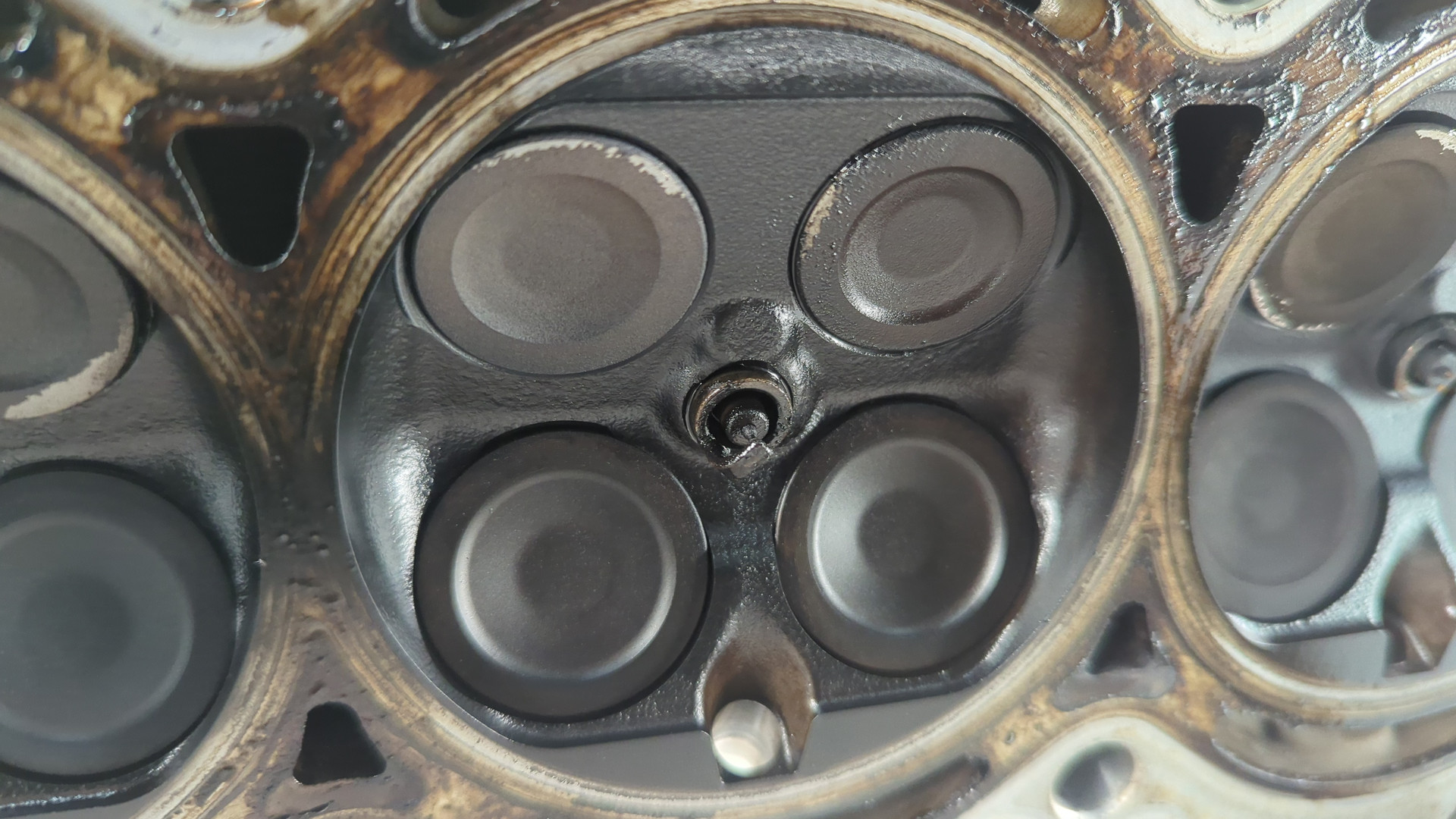 Головка блока цилиндров