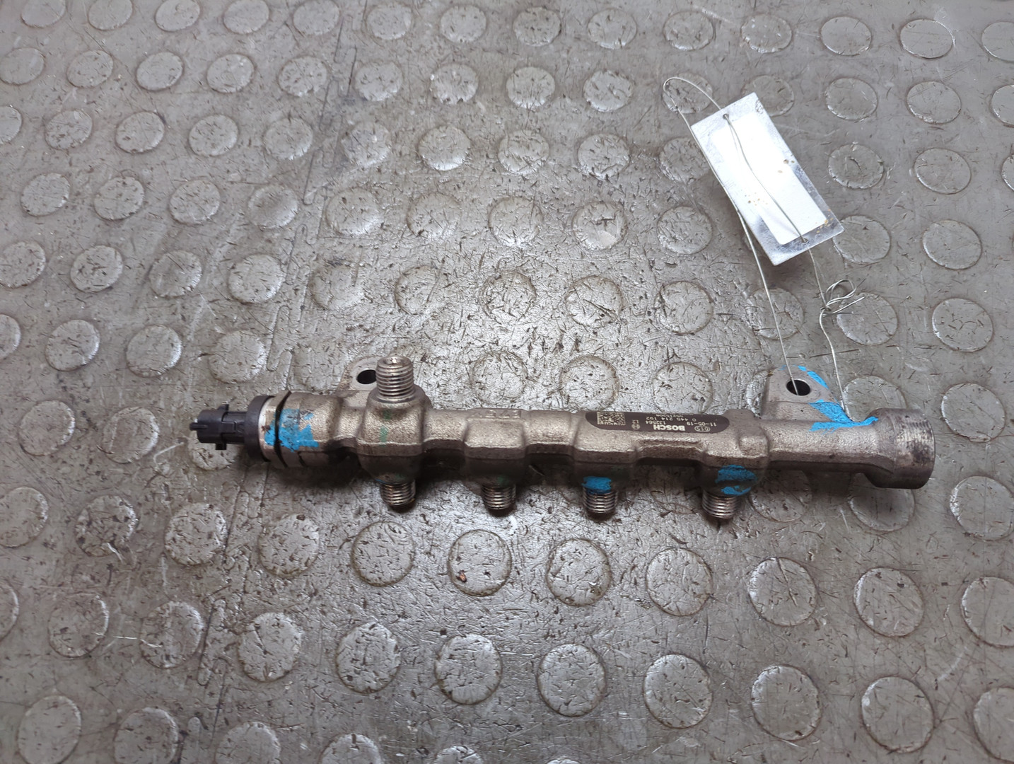 Рейка топливная (рампа)