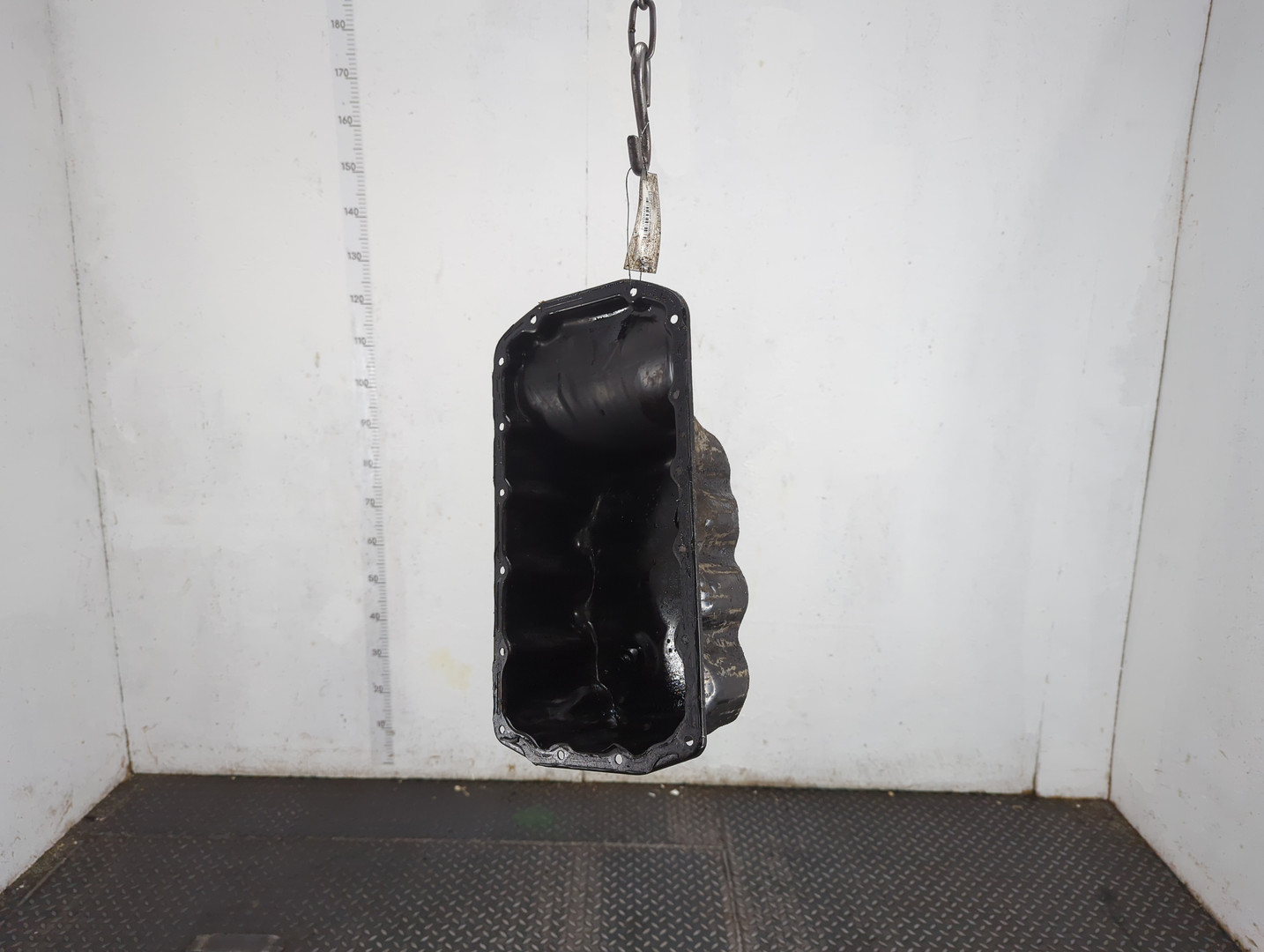 Поддон масляный двигателя (картер)