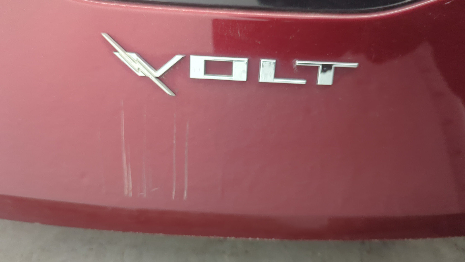 Дверь багажника