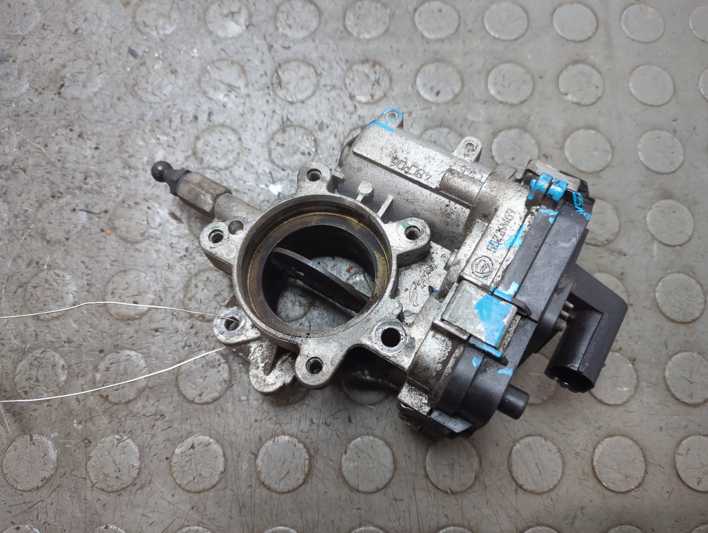 Заслонка дроссельная электрическая