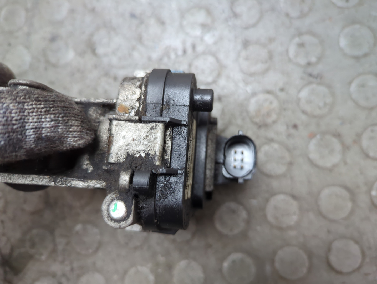 Заслонка дроссельная электрическая