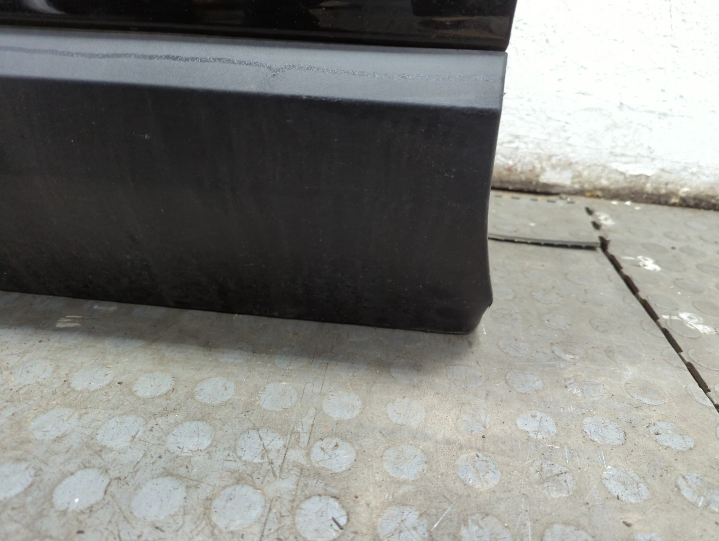 Дверь передняя левая