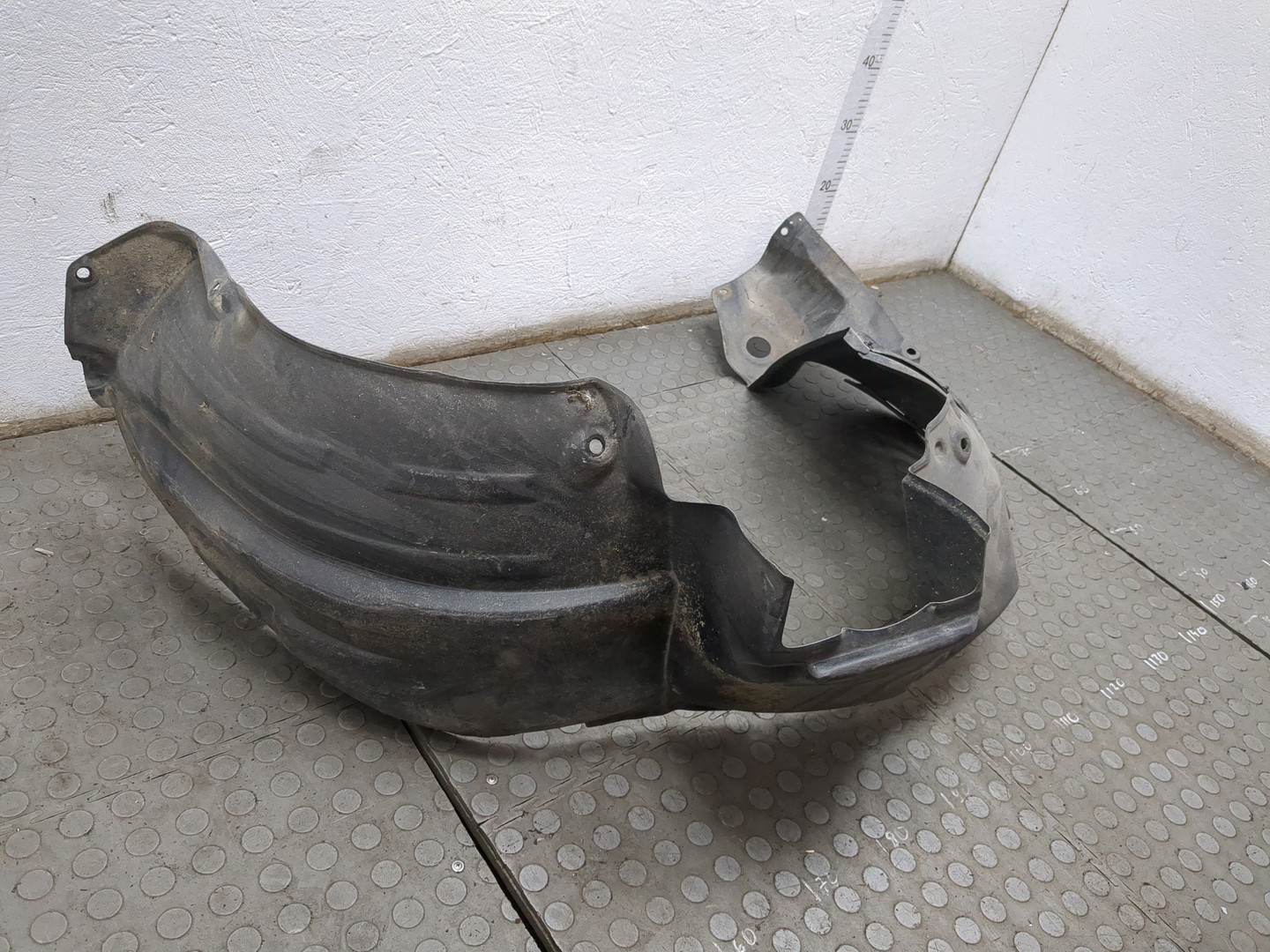 Локер передний правый