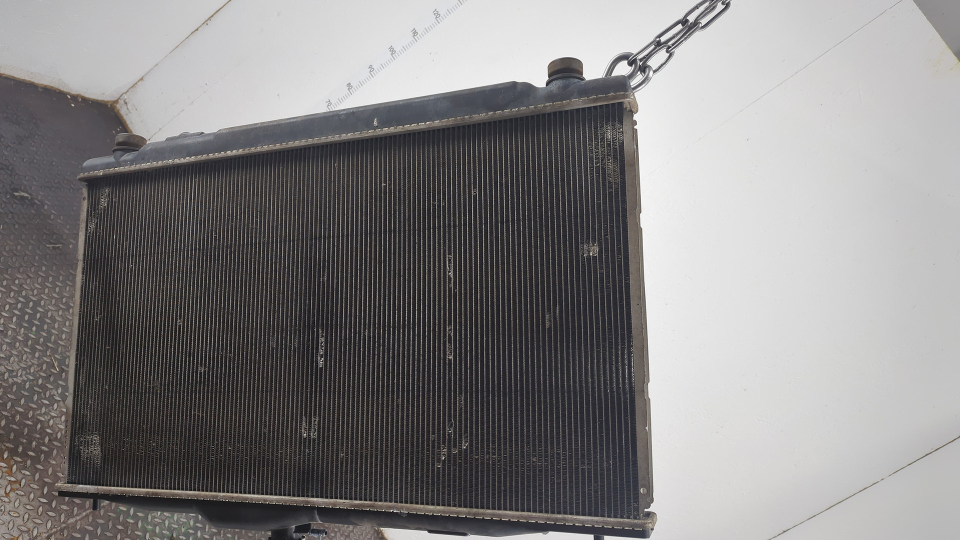 Радиатор охлаждения двигателя основной