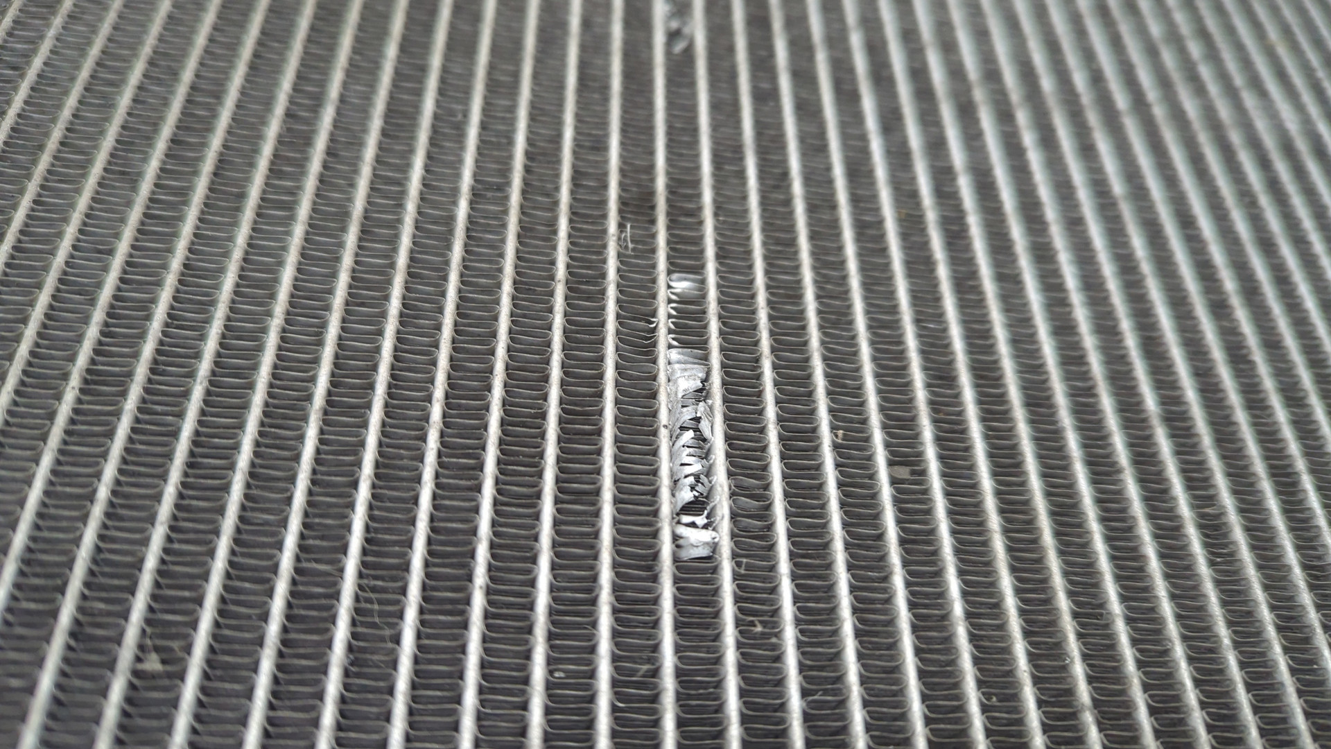 Радиатор охлаждения двигателя основной