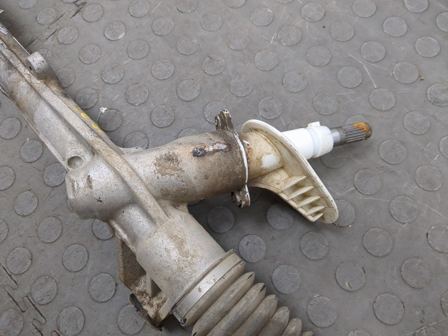 Рейка рулевая