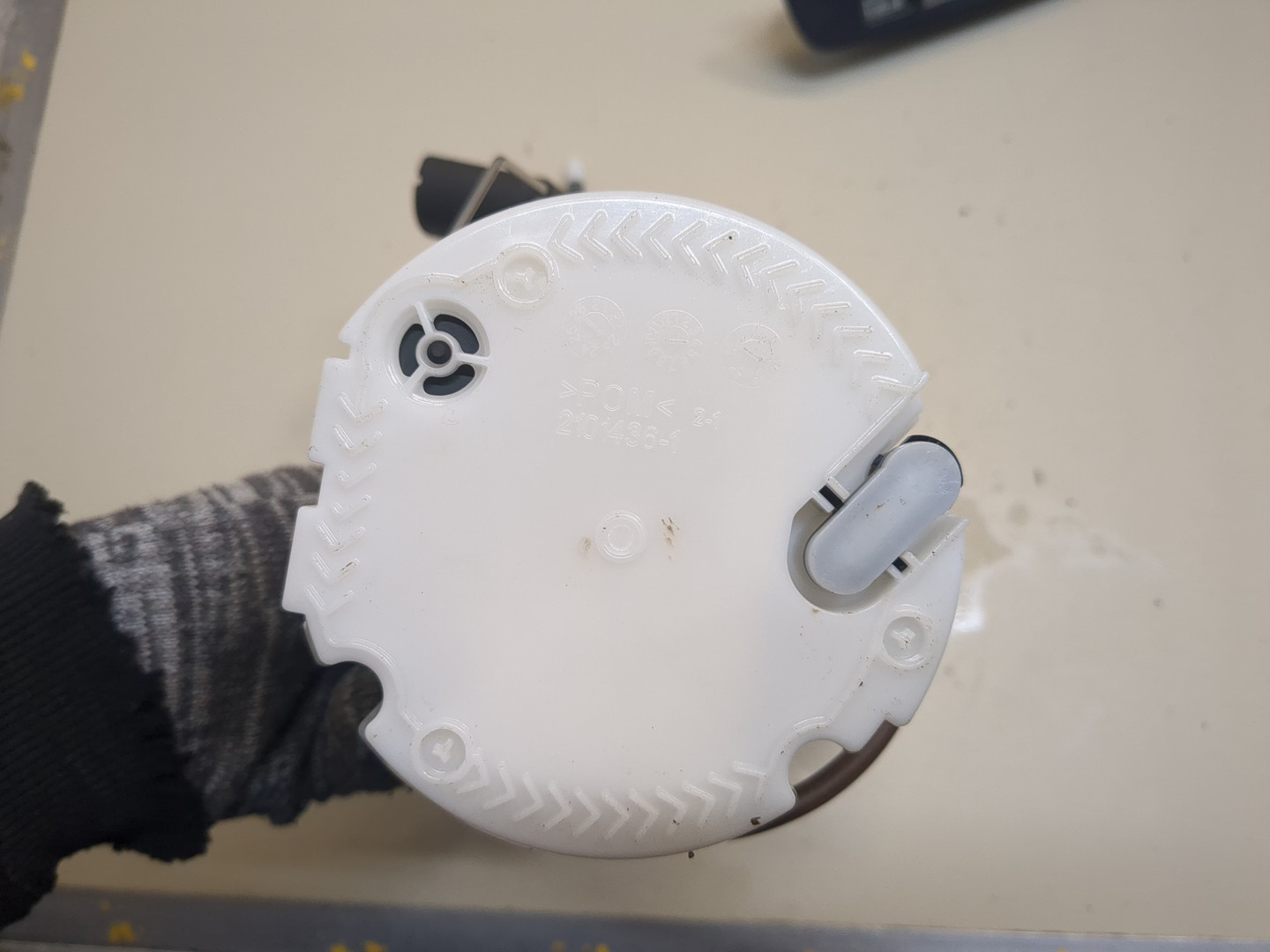 Насос топливный электрический