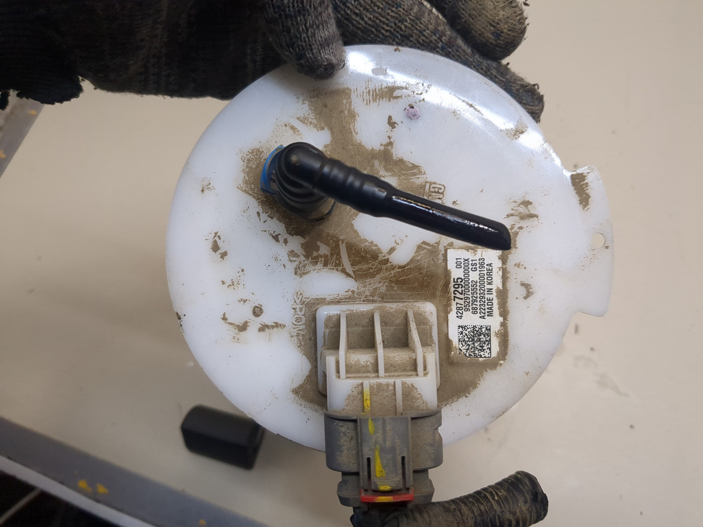 Насос топливный электрический