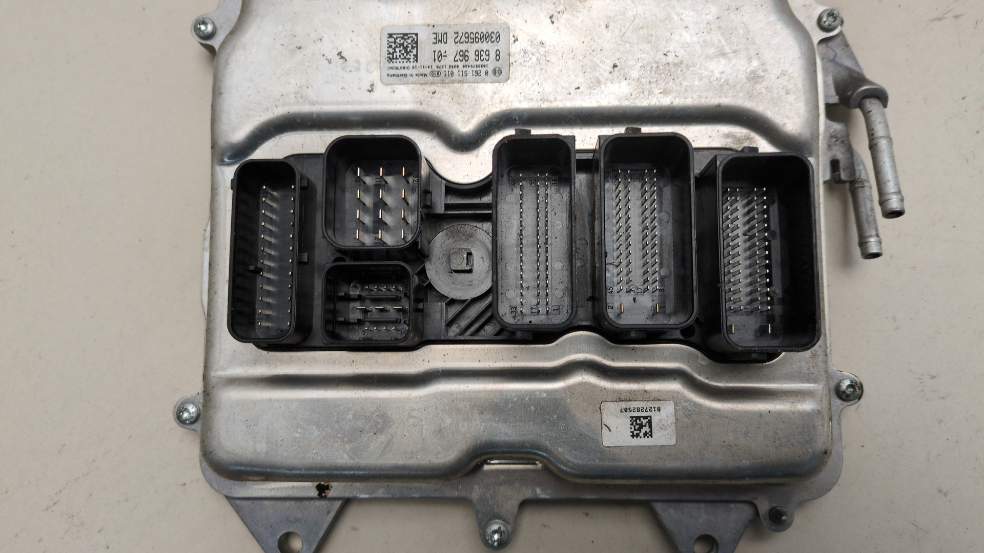 Блок управления двигателем