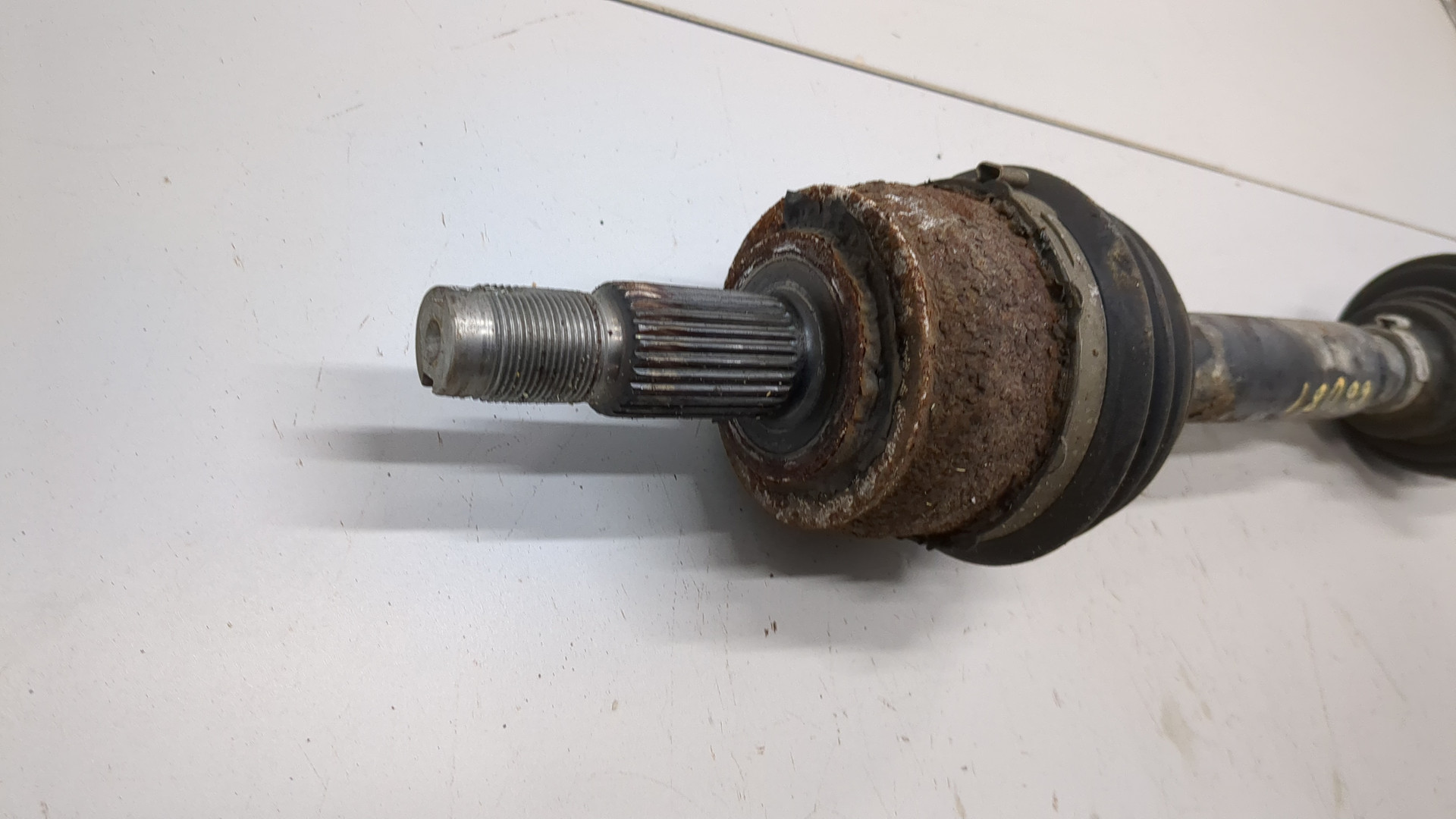 Полуось передняя