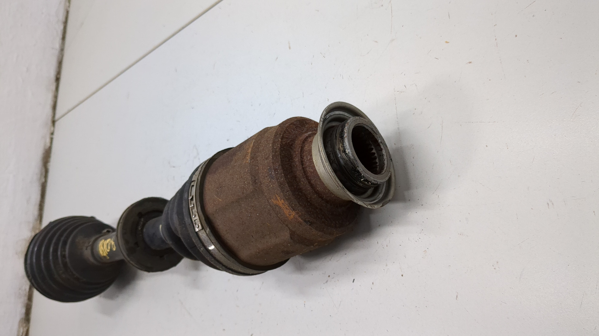 Полуось передняя правая