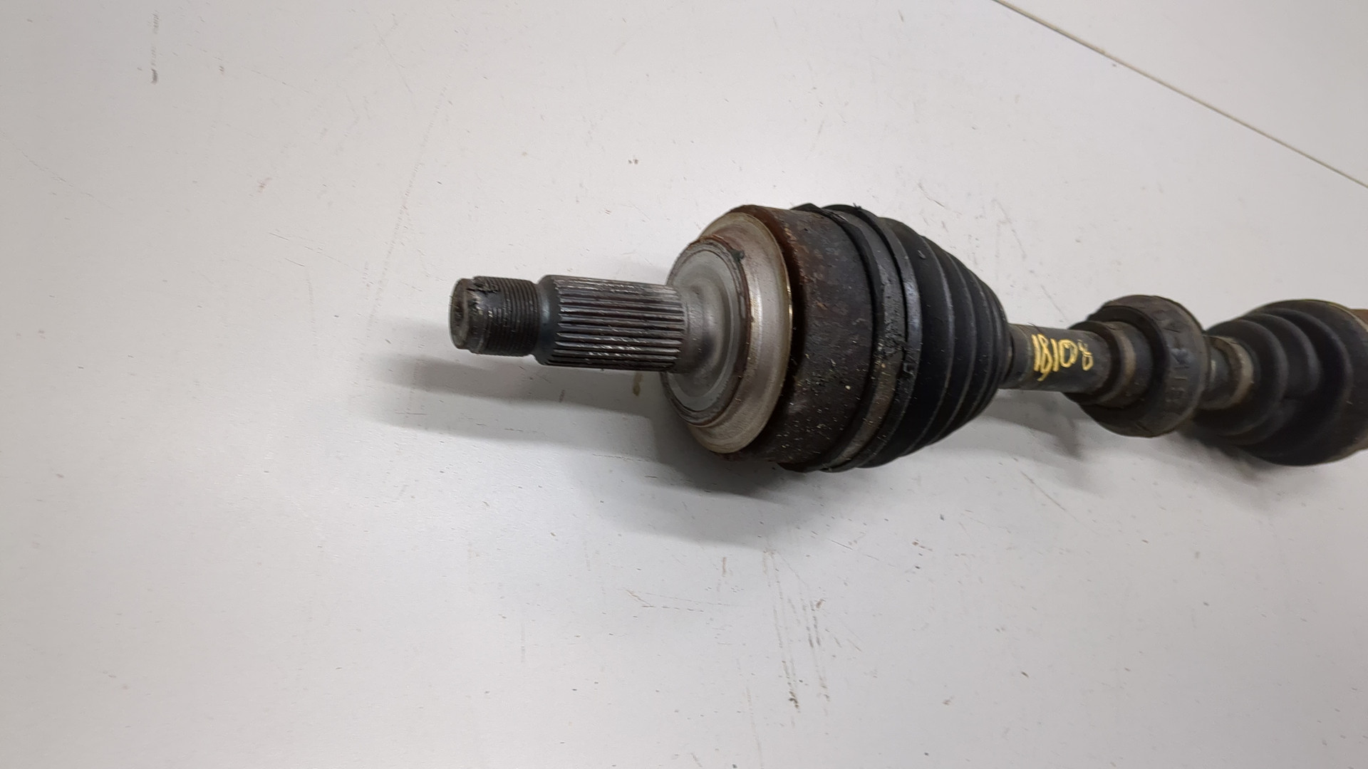 Полуось передняя правая