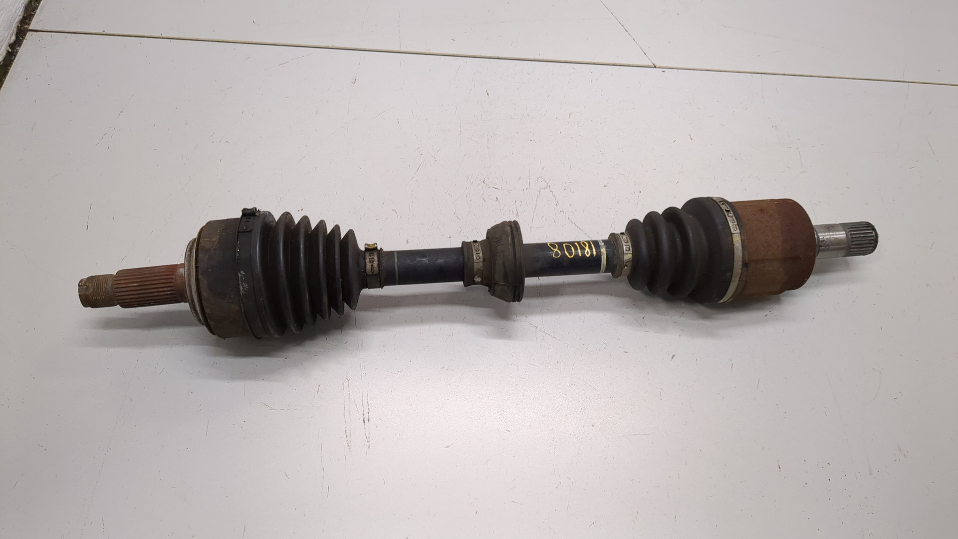 Полуось передняя левая