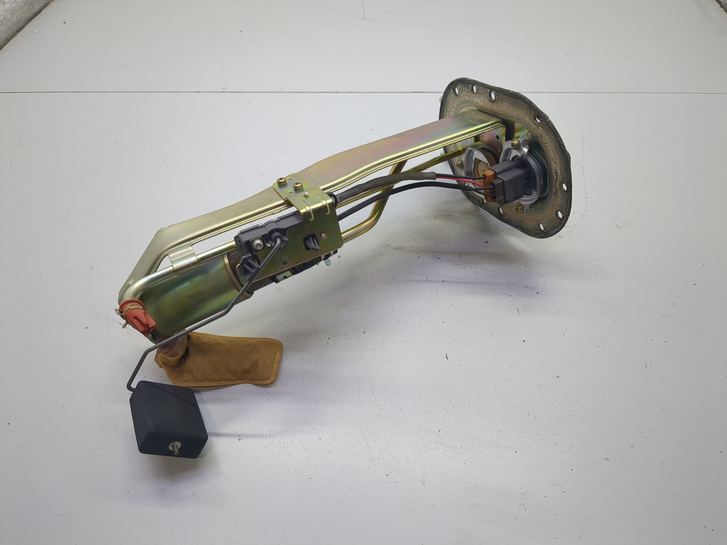 Насос топливный электрический