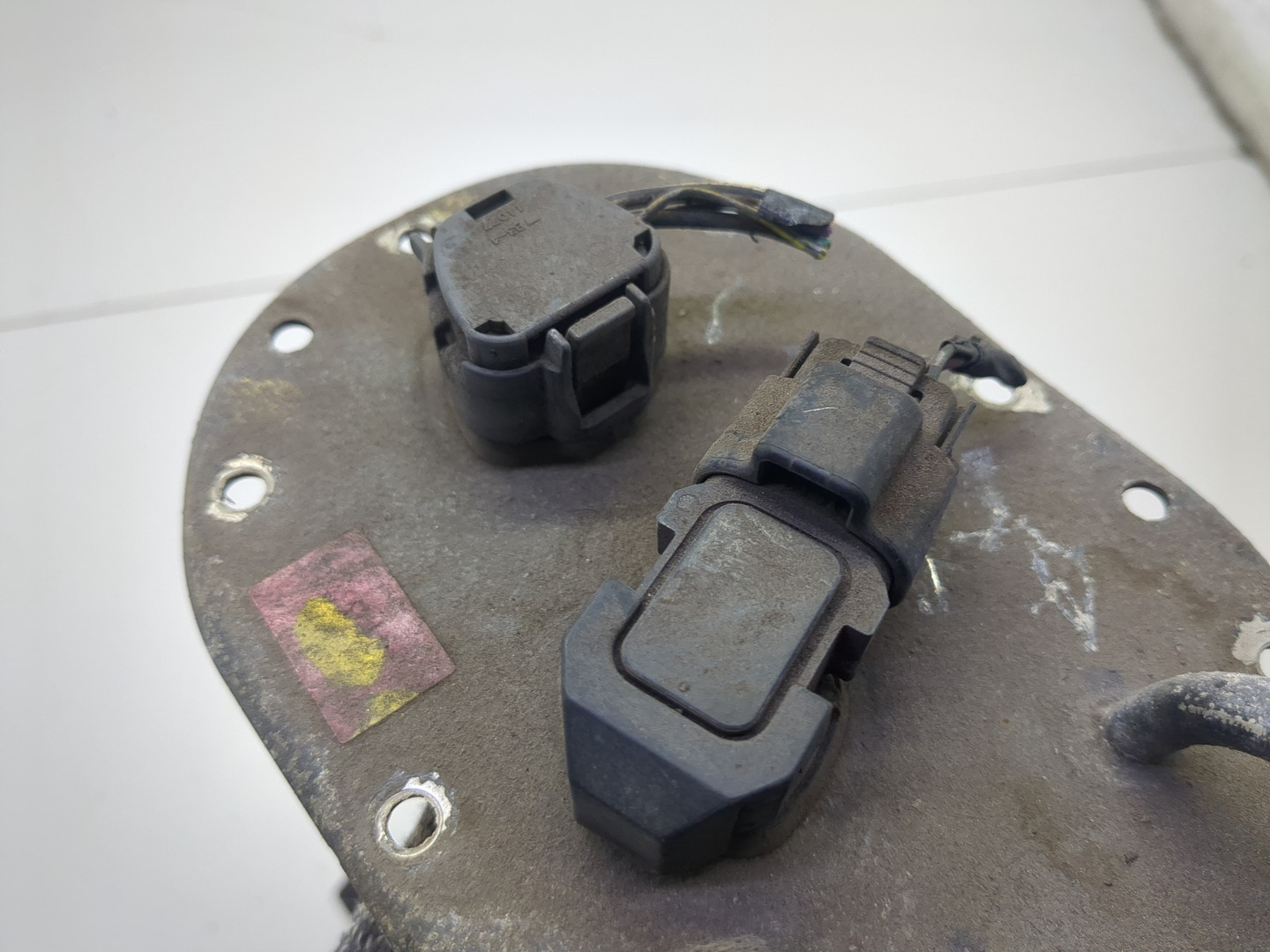 Насос топливный электрический