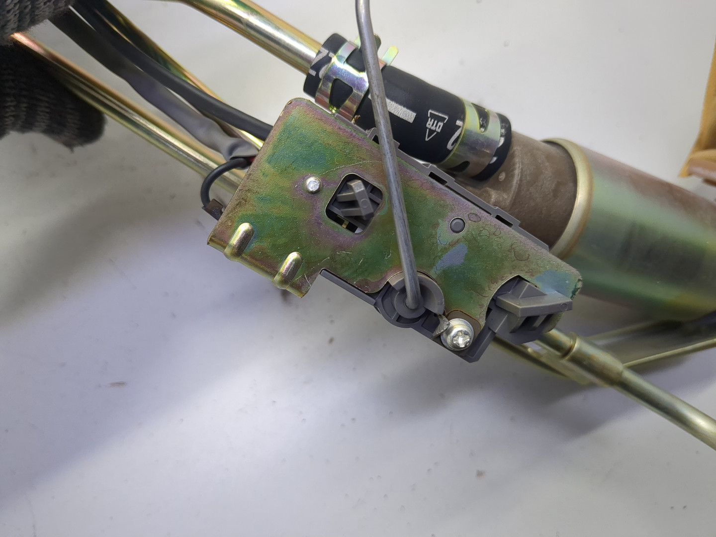 Насос топливный электрический