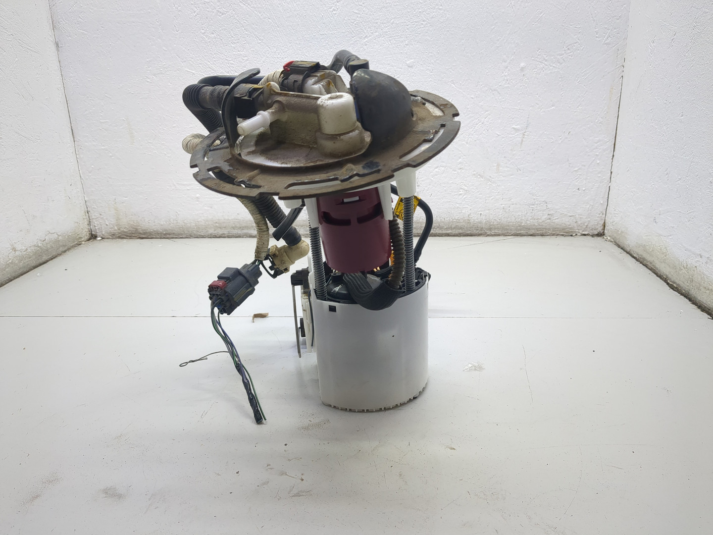 Насос топливный электрический