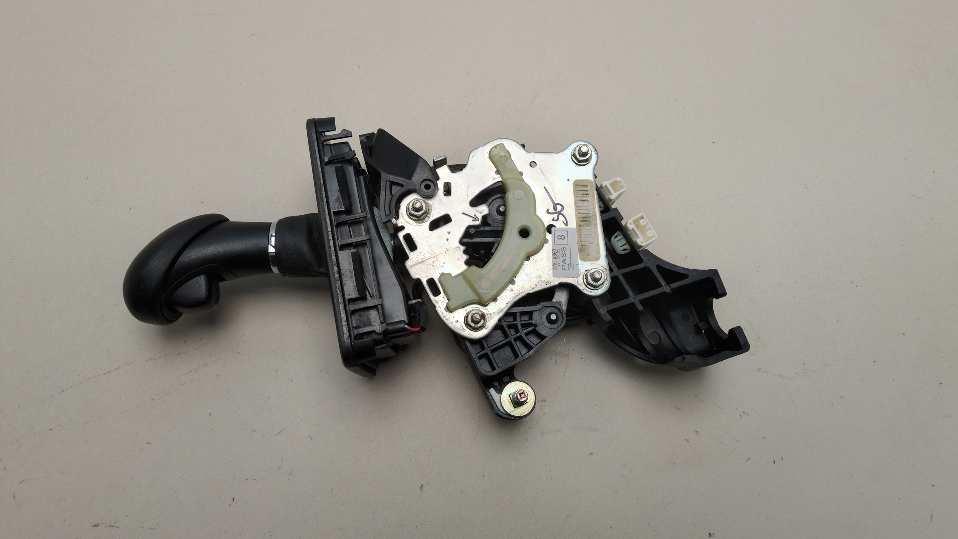 Кулиса МКПП / АКПП