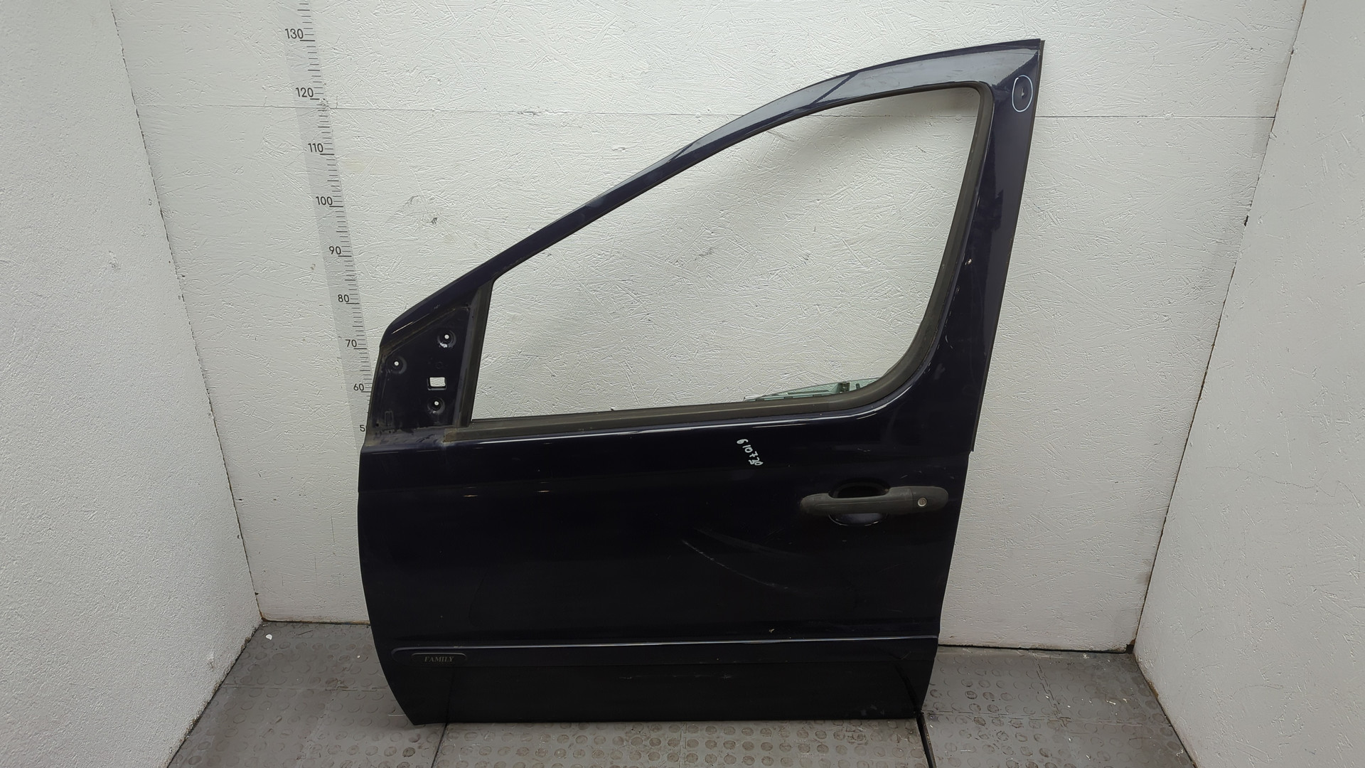 Дверь передняя левая